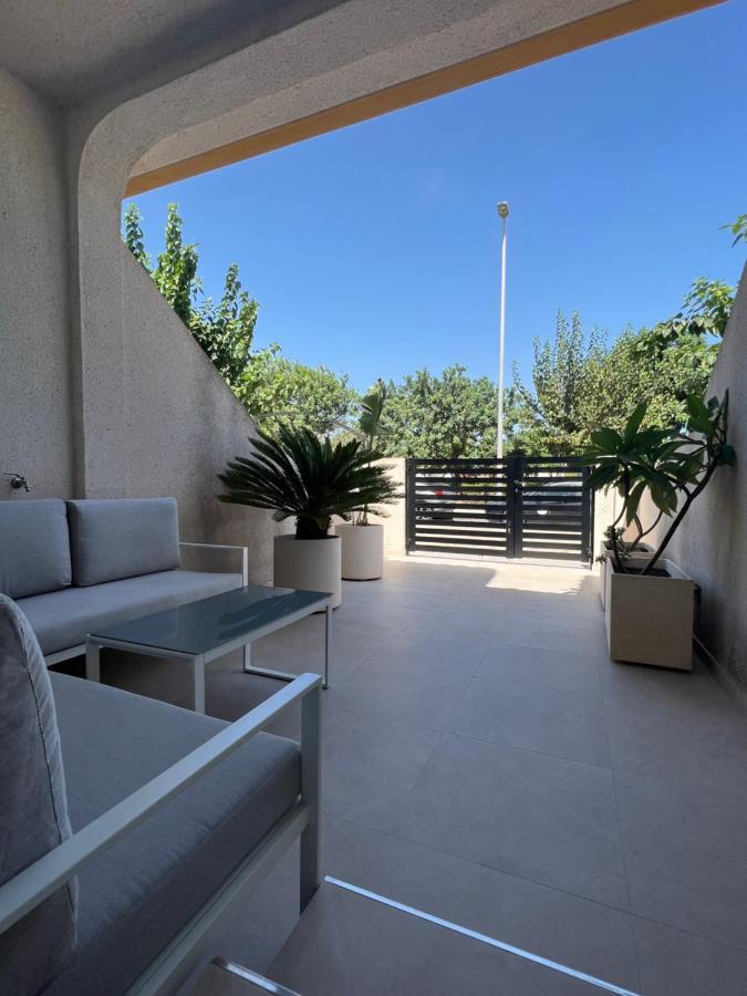 Bonito Adosado Con Piscina A 200 M De La Playa Apartman El Mojon  Kültér fotó